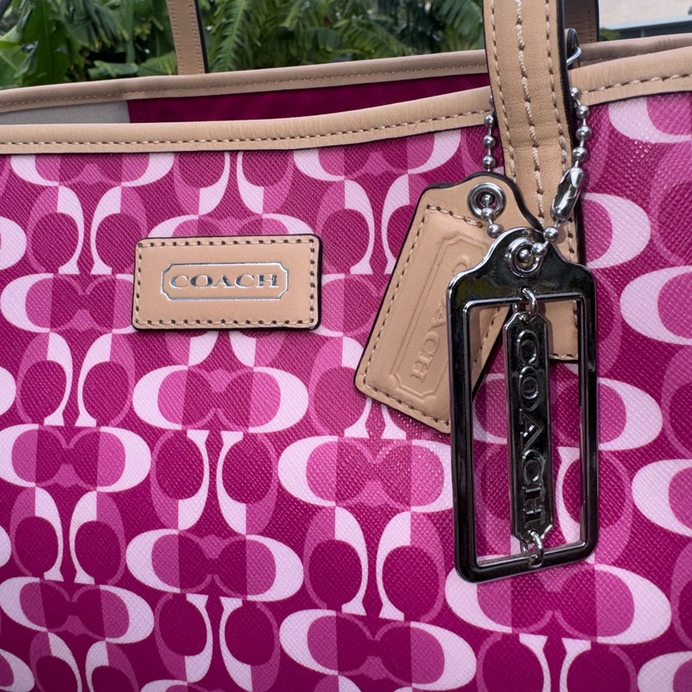 NWT Authentic COACH PRK DREAM C TOTE BAG in Magenta & Tan Incl Dust Bag